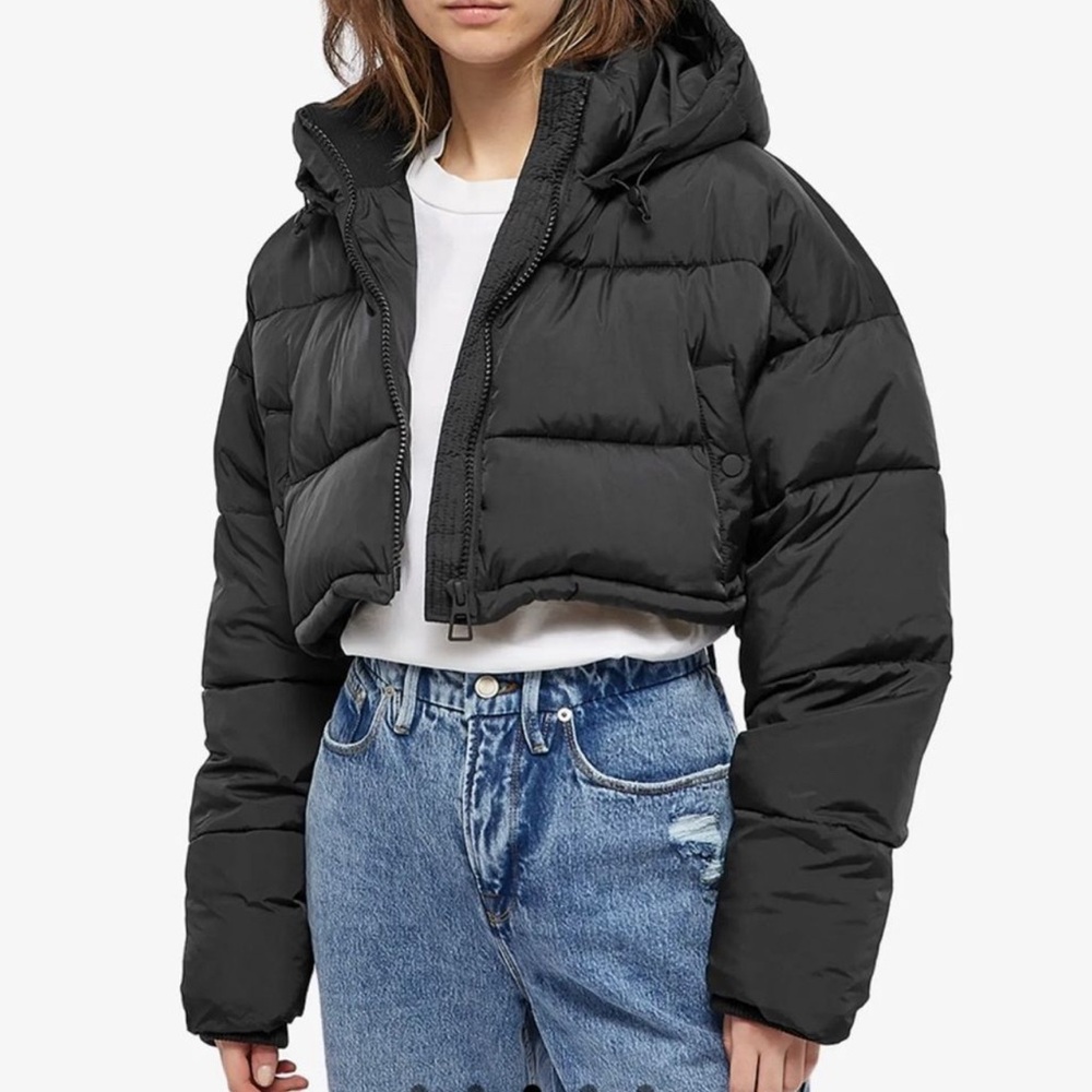 Good American GOOD AMERICAN CROPPED PUFFER JACKET Size 2